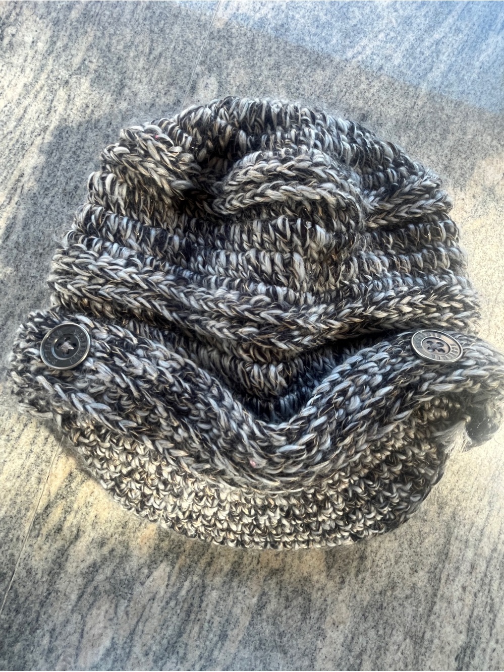 Screamer knit hat